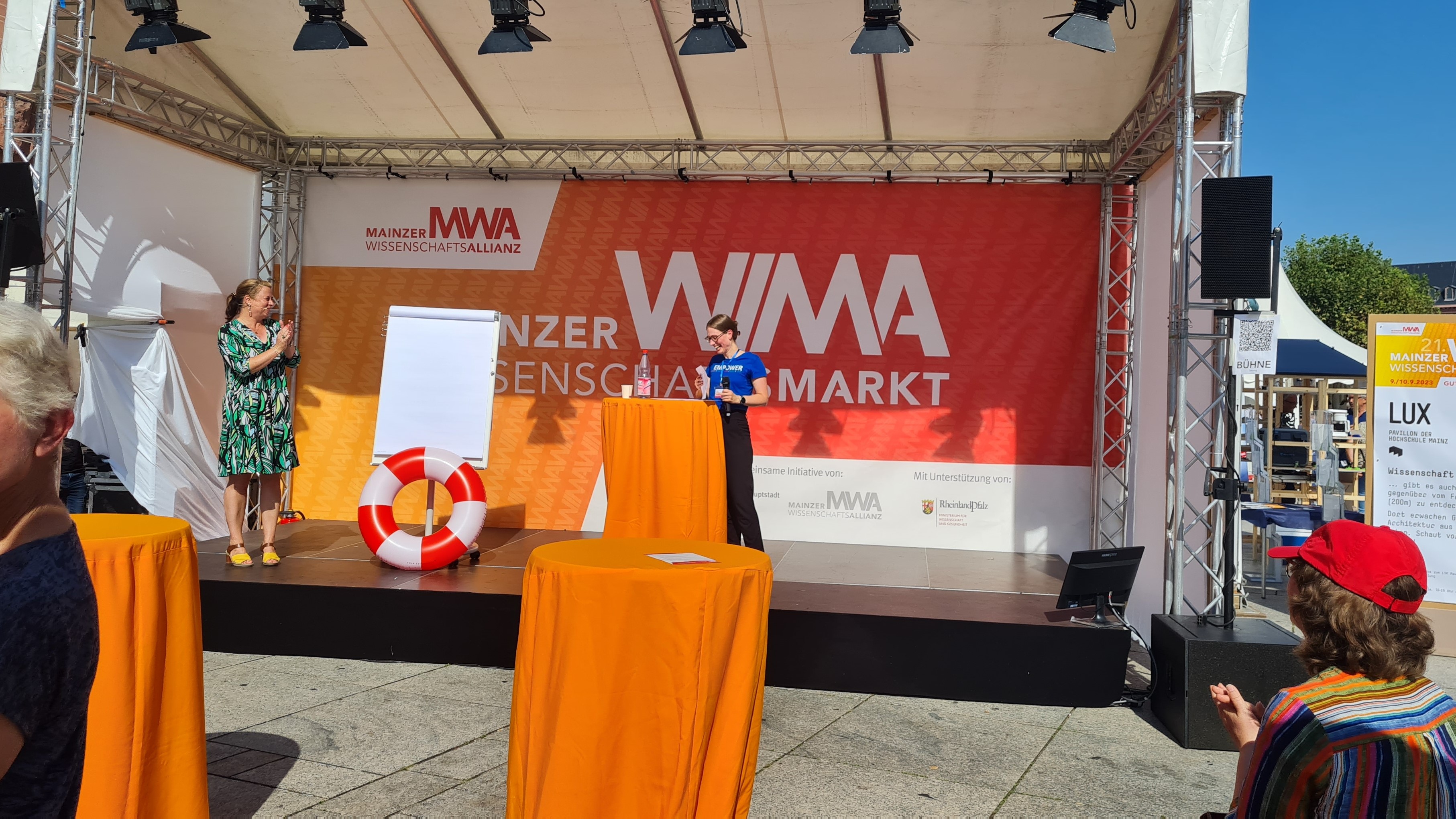 Vorstellung der BaSeTaLK-App auf dem Mainzer Wissenschaftsmarkt