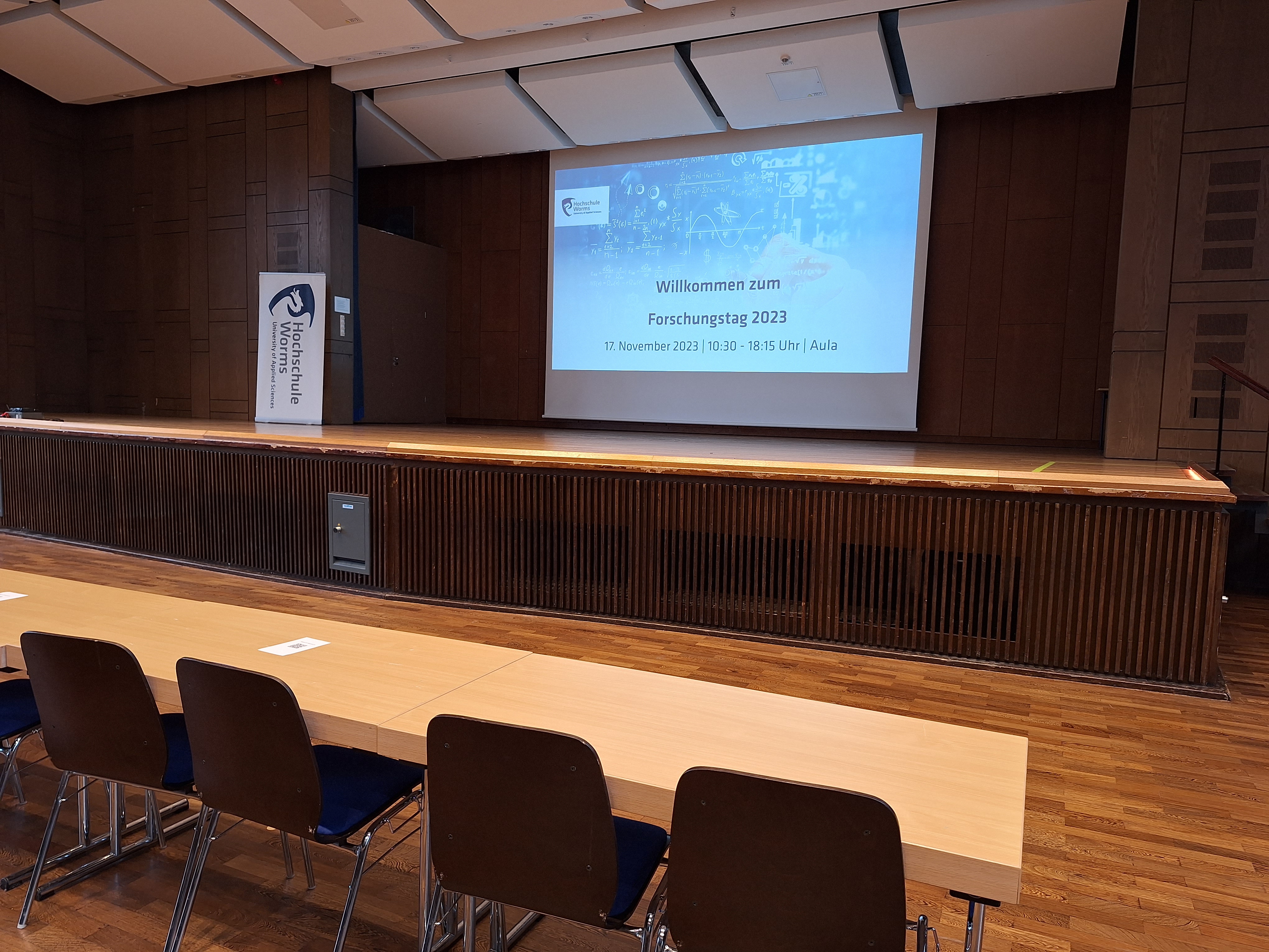 Tagungsräumlichkeiten beim Forschungstag 2023 an der Hochschule Worms